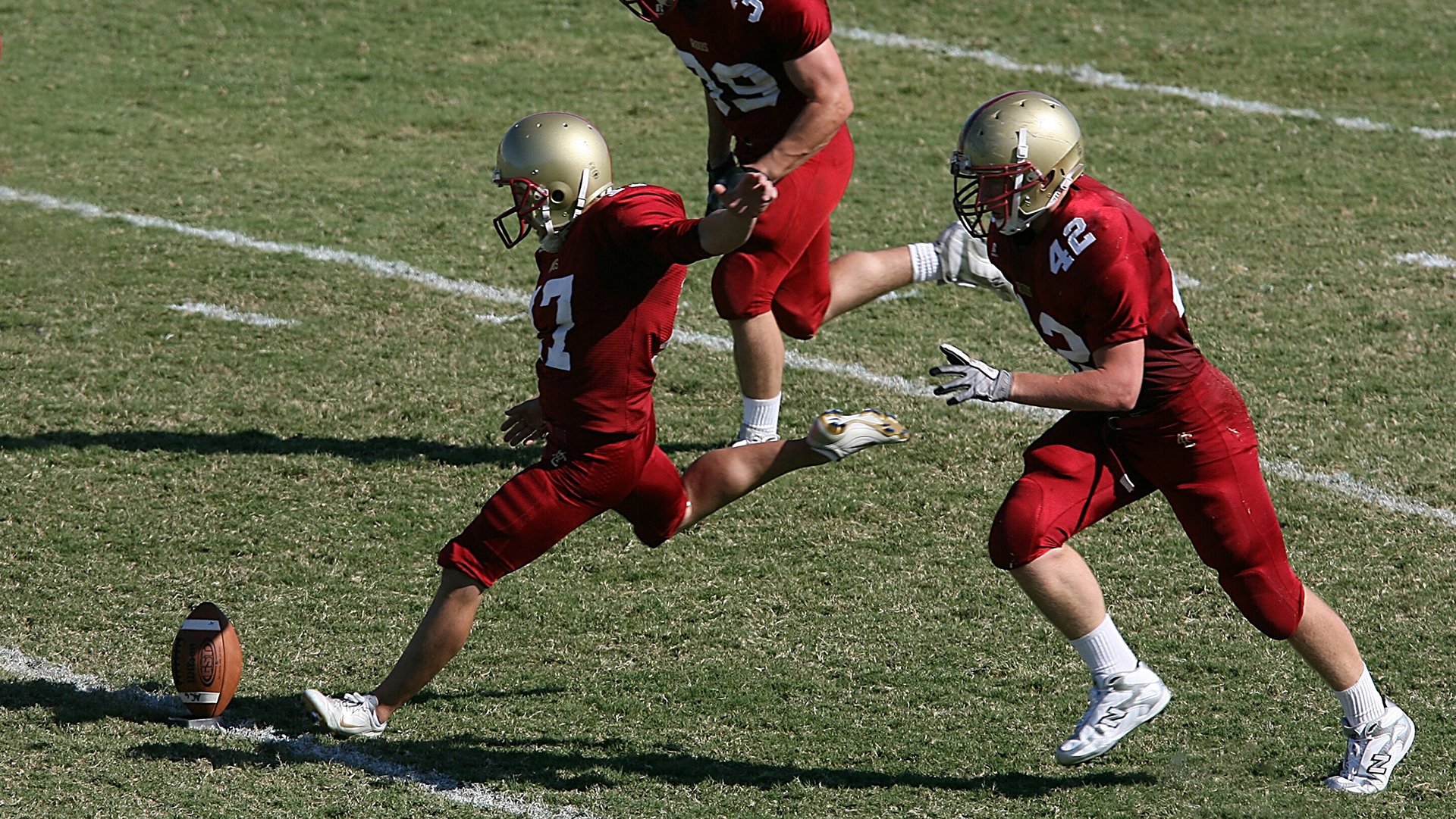 体育影视作品促进大众对运动员生涯的理解，体育电影的意义